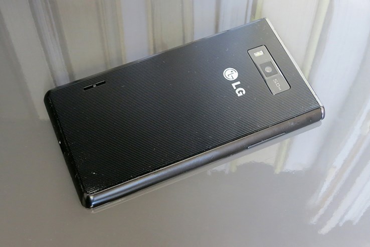 LG Optimus L7 (9).jpg